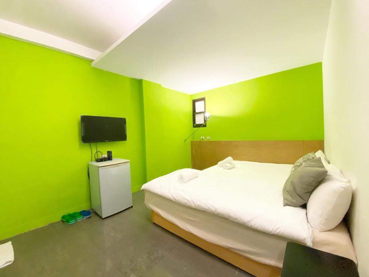 Ferienwohnung Fengjia Jyl Taichung Exterior foto