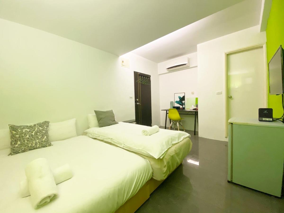 Ferienwohnung Fengjia Jyl Taichung Exterior foto