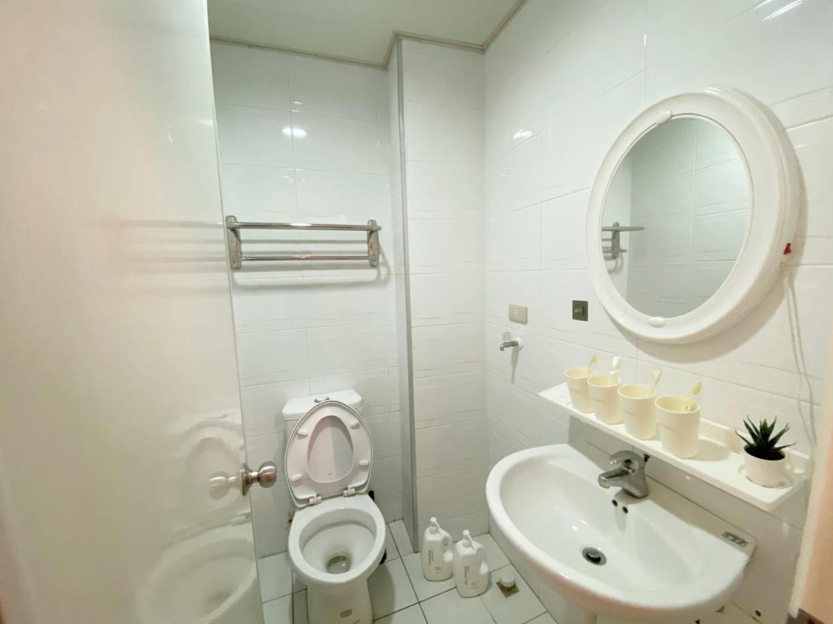 Ferienwohnung Fengjia Jyl Taichung Exterior foto