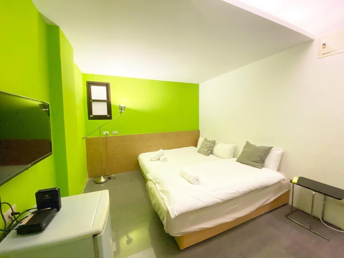 Ferienwohnung Fengjia Jyl Taichung Exterior foto